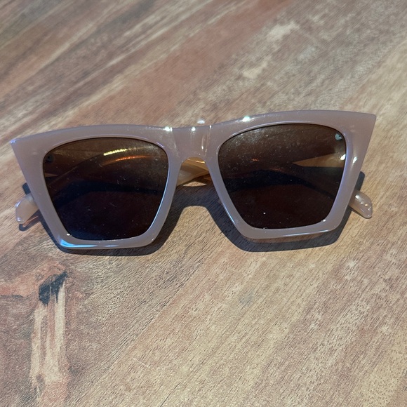 Vintage Accessories - Retro Mauve Pink Sunglasses